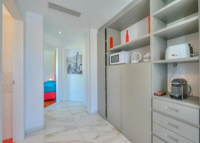 Attico Al Parco With Airconditioning - Happy * לוגאנו