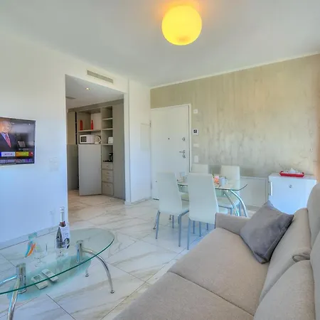 Apartment Attico Al Parco With Airconditioning - Happy Lugano